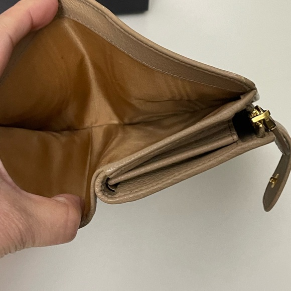 Prada Saffiano Small Wallet - Picture 7 of 10